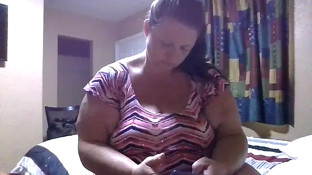 Juciy0420 online show from 06-01-26, 05:58