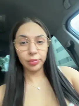 Snapshot of Bunny_Lush chatting on 05-23-26, 04:07 Bunny Lush online show from 05-23-26, 04:07