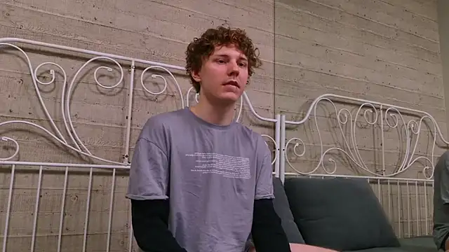 Snapshot of Mickey_Hawk chatting on 03-08-26, 08:34 Mickey Hawk online show from 03-08-26, 08:34