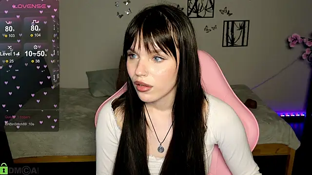 Snapshot of JanetCensley chatting on 06-03-26, 02:33 JanetCensley online show from 06-03-26, 02:33