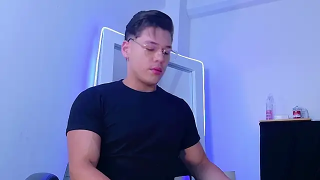 NIKLAS BRAUNN01 online show from 03-07-26, 12:24