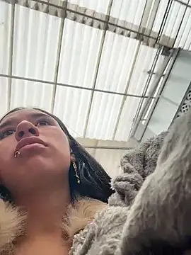 LilyRossi  online show from 06-18-26, 11:58
