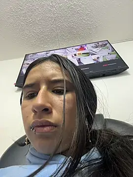 LilyRossi  online show from 07-23-26, 12:58