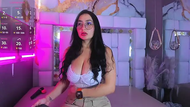 saray white  online show from 03-05-26, 01:18