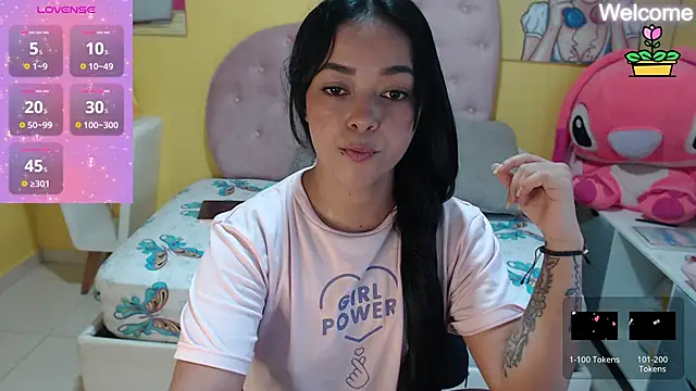 Snapshot of Sophiiee_Gray chatting on 05-01-26, 10:03 Sophiiee Gray online show from 05-01-26, 10:03