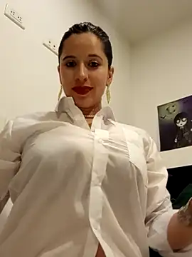 Snapshot of sirena_dorada29 chatting on 03-10-26, 04:50 sirena dorada29 online show from 03-10-26, 04:50