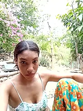 ginevere 20 online show from 04-08-26, 08:20