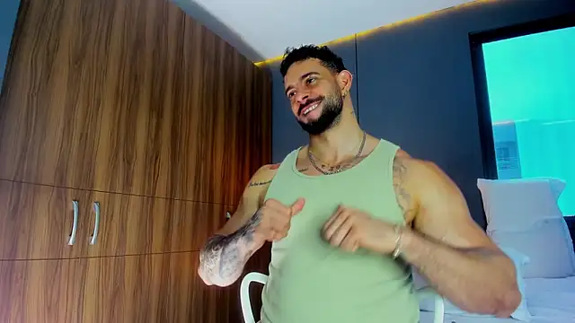 massimo visconti online show from 04-20-26, 04:21