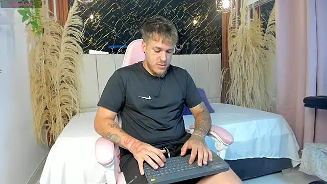 keane lee  online show from 03-21-26, 12:10