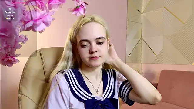 Bambi Bloom online show from 03-11-26, 05:35