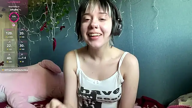 AueshaSimon online show from 04-28-26, 05:12