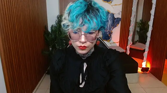 Lyra tay online show from 04-24-26, 07:05