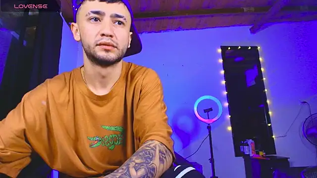 Snapshot of Jey_dirty_777 chatting on 03-04-26, 09:48 Jey dirty 777 online show from 03-04-26, 09:48