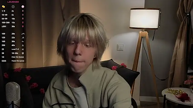 Snapshot of Mark_Shoyer2 chatting on 03-07-26, 09:12 Mark Shoyer2 online show from 03-07-26, 09:12