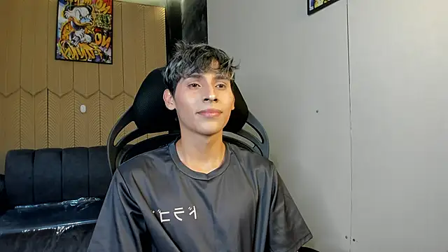 DeilanWolf online show from 03-07-26, 04:42