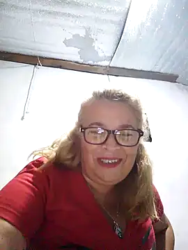 momismilf544 online show from 04-15-26, 04:41