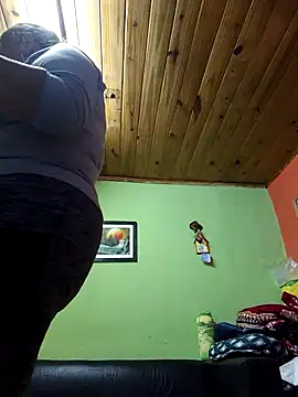 momismilf544 online show from 04-29-26, 05:30