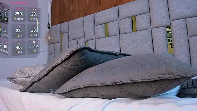 Snapshot of camilaa_smith_ chatting on 03-12-26, 07:31 camilaa smith online show from 03-12-26, 07:31