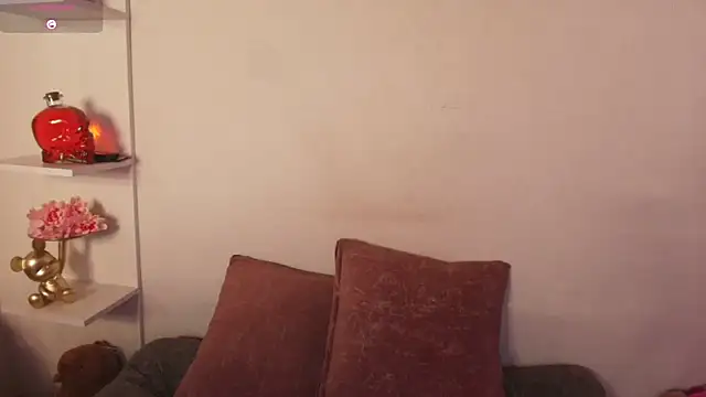 ema parkerr online show from 03-12-26, 09:43