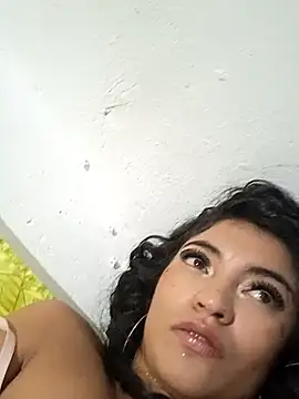 Snapshot of perla_stone11 chatting on 04-02-26, 11:46 perla stone11 online show from 04-02-26, 11:46