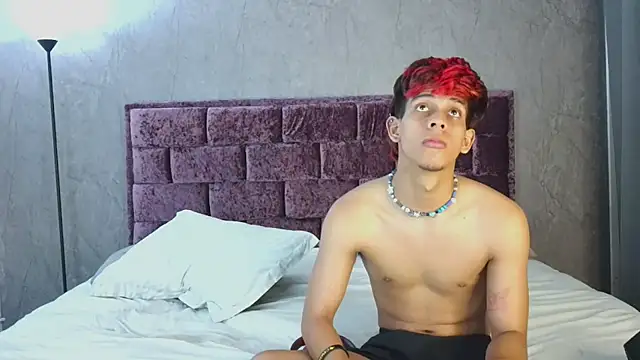 Bryan Santos z online show from 04-24-26, 07:27