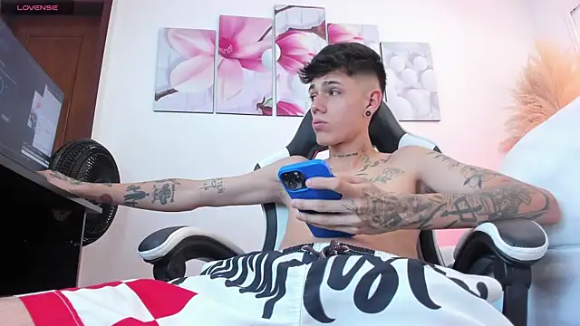 Tommy valverde online show from 04-24-26, 06:54