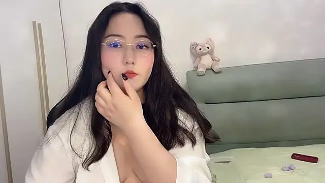Snapshot of Susu-36E chatting on 05-11-26, 02:45 Susu-36E online show from 05-11-26, 02:45