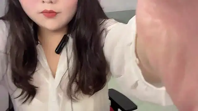 Snapshot of Susu-36E chatting on 05-12-26, 01:08 Susu-36E online show from 05-12-26, 01:08