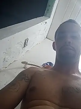 Snapshot of ROLAOO069 chatting on 04-11-26, 05:56 ROLAOO069 online show from 04-11-26, 05:56