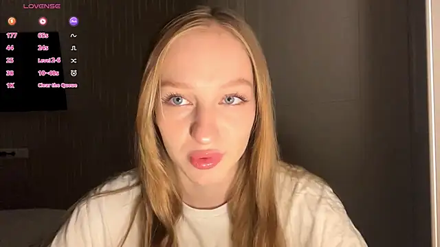 Anika Socutehe online show from 04-26-26, 08:50