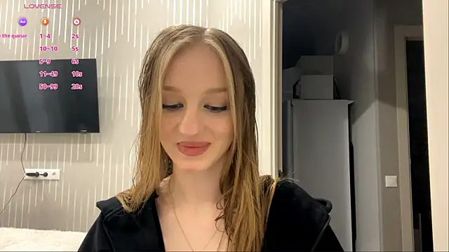 Snapshot of Anika_Socutehe chatting on 06-07-26, 03:05 Anika Socutehe online show from 06-07-26, 03:05