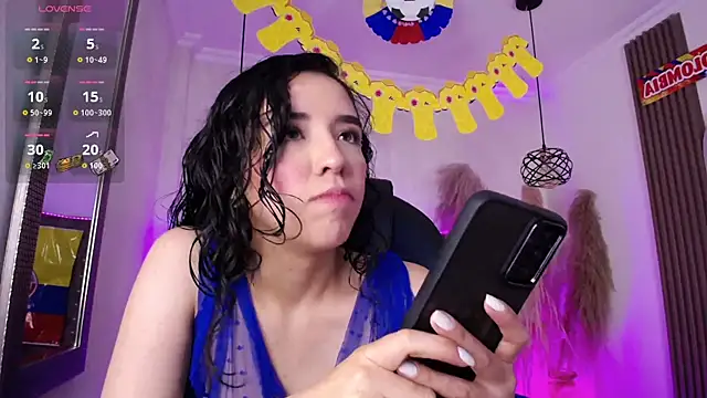 Amara Davis1 online show from 06-11-26, 04:54