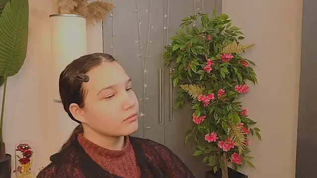 EnidRitzel online show from 03-12-26, 07:09