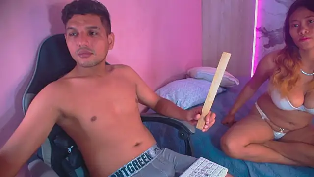 Snapshot of Hornyshow1 chatting on 03-13-26, 01:07 Hornyshow1 online show from 03-13-26, 01:07