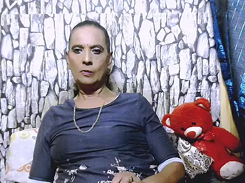 Hot queen58 online show from 04-21-26, 03:17