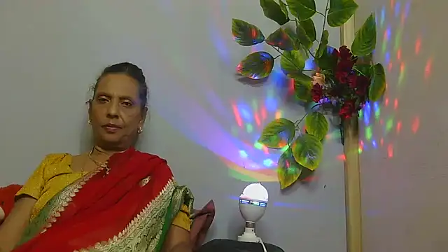 Snapshot of Hot_queen58 chatting on 05-17-26, 07:32 Hot queen58 online show from 05-17-26, 07:32