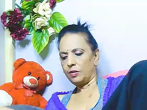 Snapshot of Hot_queen58 chatting on 06-04-26, 03:01 Hot queen58 online show from 06-04-26, 03:01