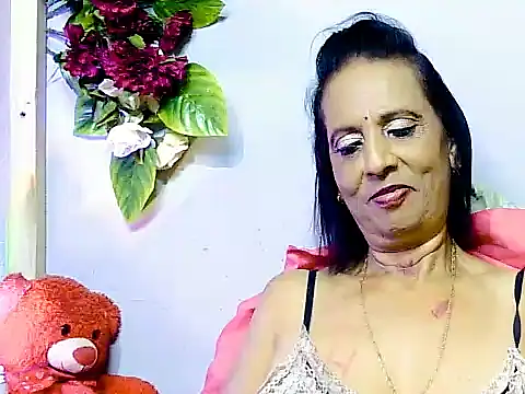 Snapshot of Hot_queen58 chatting on 06-07-26, 05:49 Hot queen58 online show from 06-07-26, 05:49