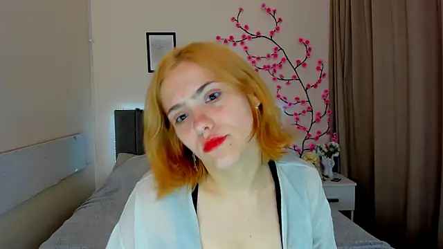 DellaRows online show from 07-13-26, 12:08