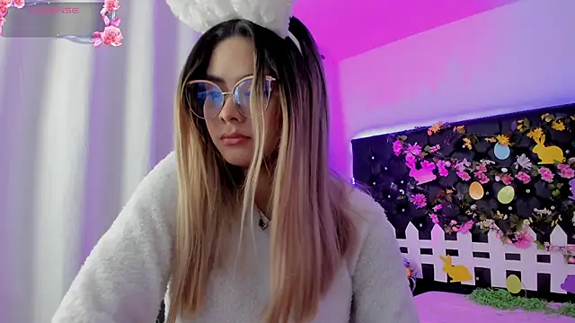 Sharon Storm online show from 04-06-26, 02:40