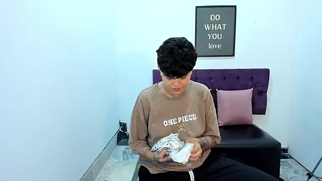 TomBoy Natali online show from 03-20-26, 01:16