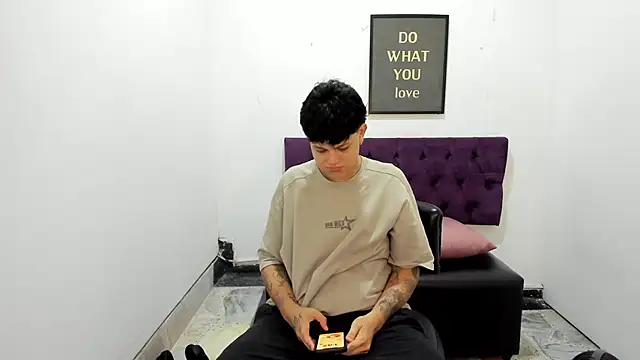 TomBoy Natali online show from 04-01-26, 06:49