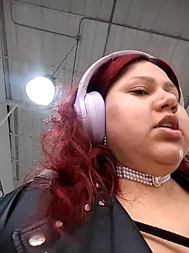 Snapshot of primrose17 chatting on 03-10-26, 08:25 primrose17 online show from 03-10-26, 08:25