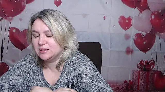 Snapshot of VickyRobins chatting on 03-04-26, 07:03 VickyRobins online show from 03-04-26, 07:03