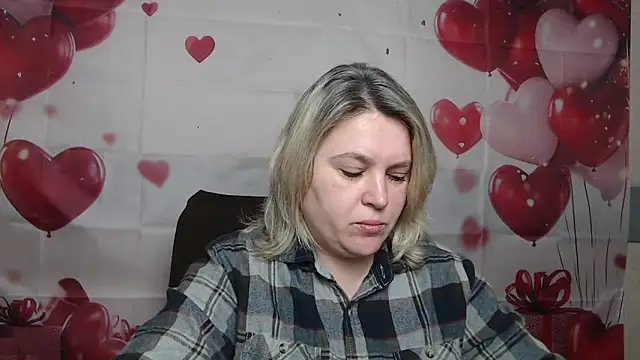 Snapshot of VickyRobins chatting on 03-09-26, 06:50 VickyRobins online show from 03-09-26, 06:50