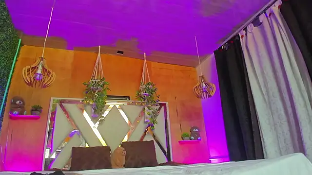 valery delux online show from 03-04-26, 01:28