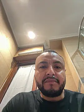 alexandeerr1986 online show from 07-27-26, 12:56