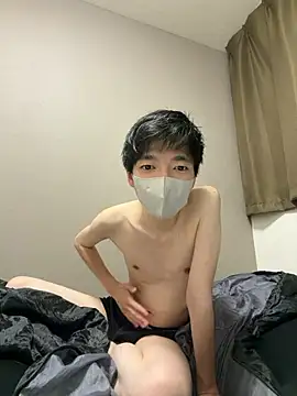 Snapshot of Ayutoda chatting on 05-21-26, 04:47 Ayutoda online show from 05-21-26, 04:47