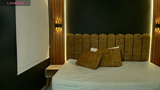 AmbarLee  online show from 03-29-26, 12:05