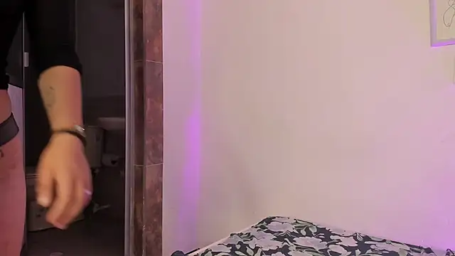 Charlotte Melody online show from 03-04-26, 11:49